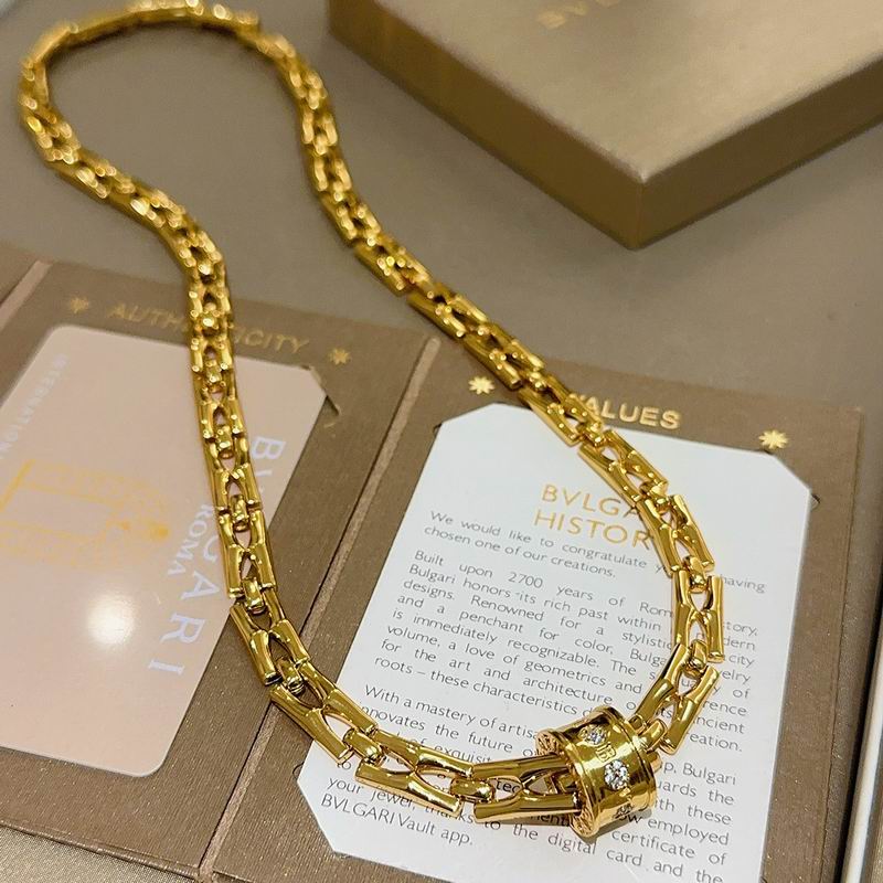 Bvlgari necklace 12yxx87